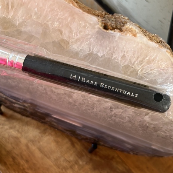 Light Stroke makeup brush - Picture 3 of 3